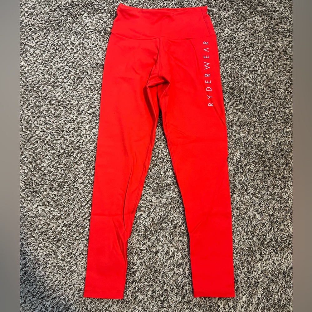 Ryderwear scrunch butt leggings